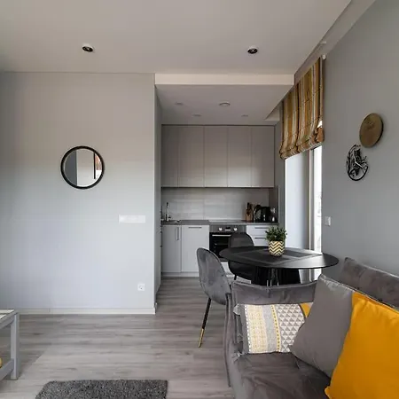 Stylish And Cosy 1-bedroom By Urban Rent דירה